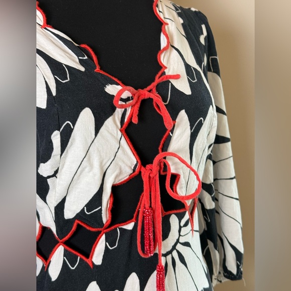 FARM Rio Black and White Floral Dress with Red Accents - Picture 8 of 14